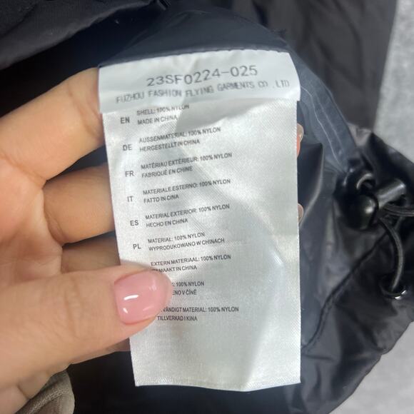 NWT 33,000 FT Outdoor Hiking Full Zip Packable Waterproof‎ Jacket Black Sz M - Picture 12 of 13